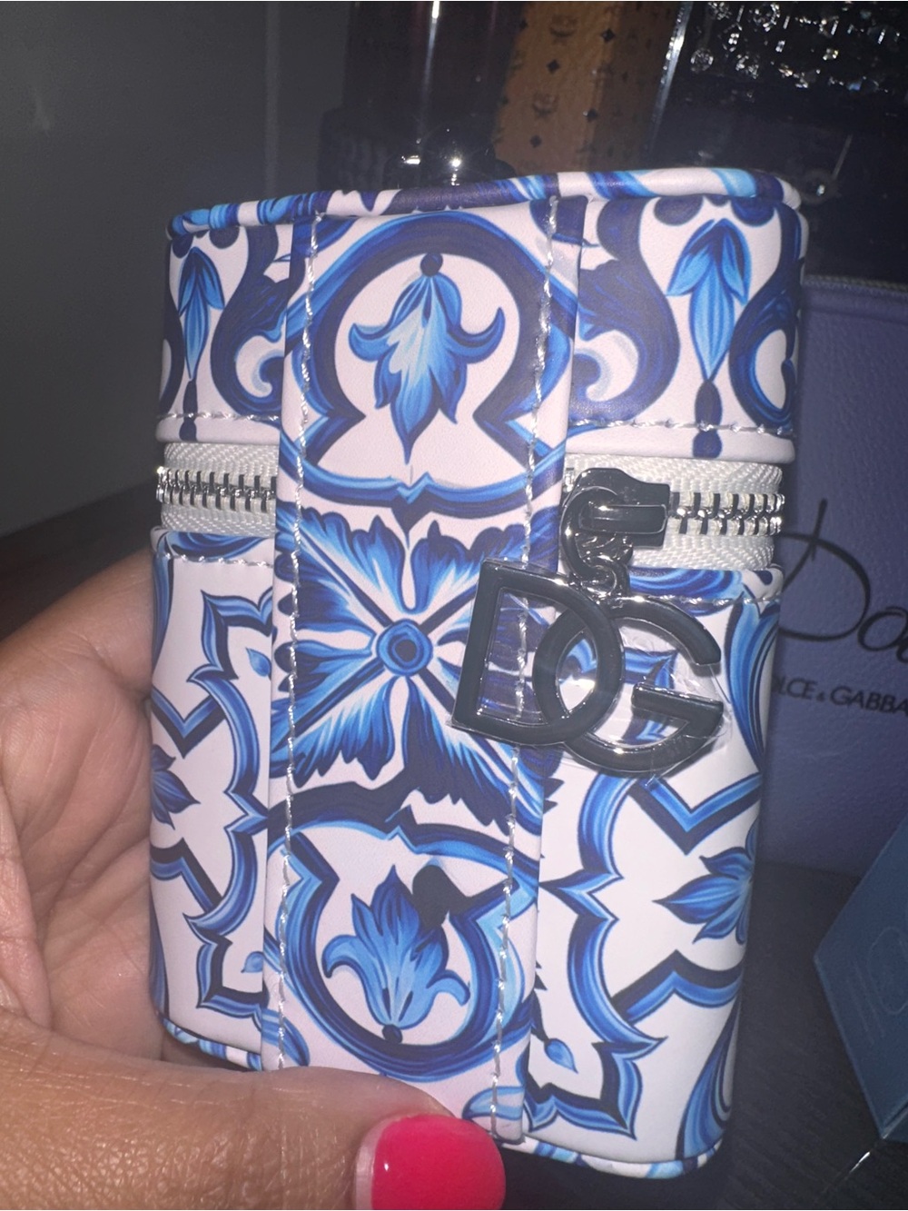 New D&B Light Blue Alcohol Free Perfume Gel, Limited Edition Pouch&Cosmetic Bag - Picture 6 of 17